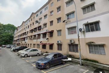 Bukit Tinggi 2 Apartment