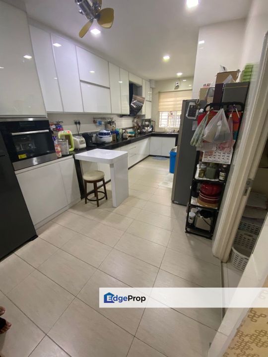 Jalan Meru, opposite Klang parade, 2 sty link house, fully renovated, Selangor, Klang