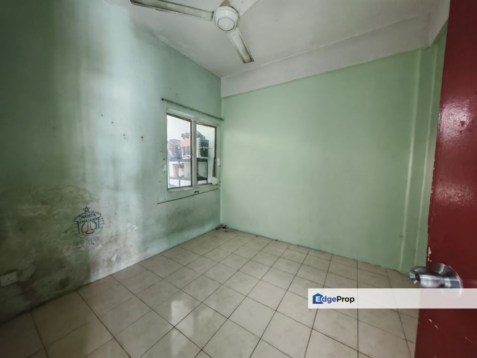 VISTA INDAH PUTRA, APARTMENT FOR SALE, 870SF , Selangor, Klang