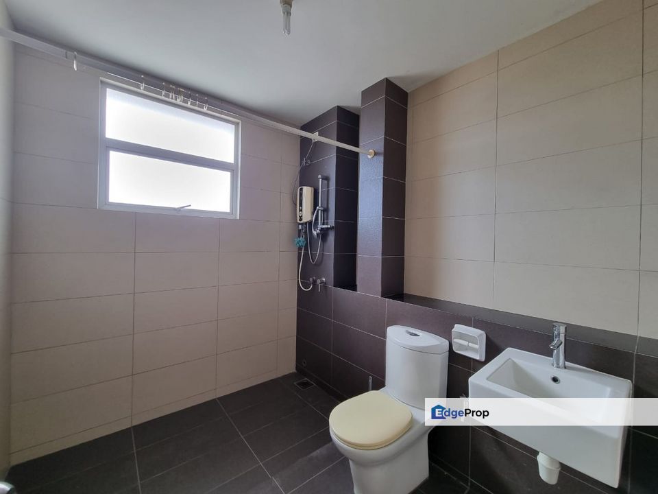 Ambang botanic 2, 2 sty Superlink for sale, partial furnished. , Selangor, Bandar Botanic/Bandar Bukit Tinggi