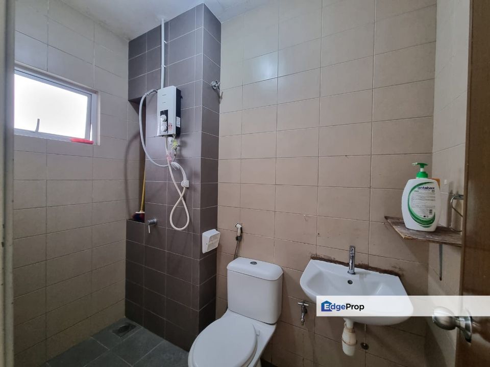 Ambang botanic 2, 2 sty Superlink for sale, partial furnished. , Selangor, Bandar Botanic/Bandar Bukit Tinggi