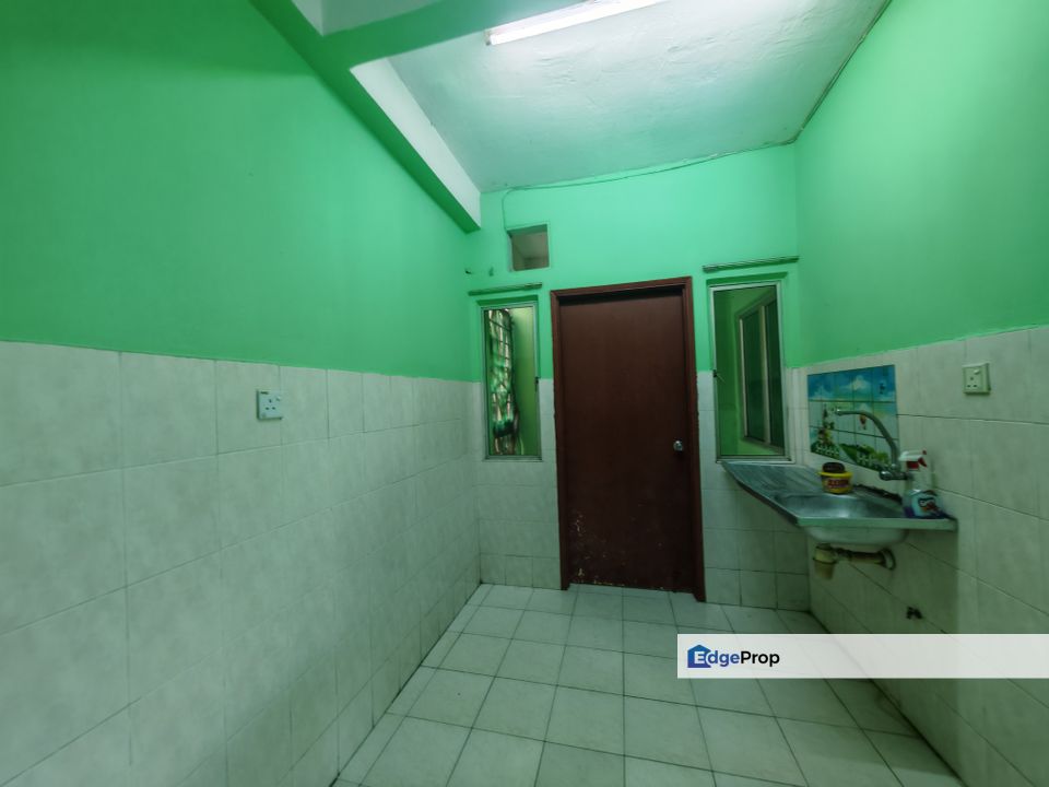 VISTA INDAH PUTRA, APARTMENT FOR SALE, 870SF , Selangor, Klang