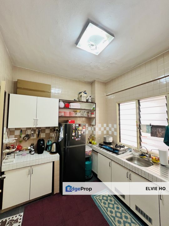 Located in a quiet corner of taman desa, Kuala Lumpur, Taman Desa 