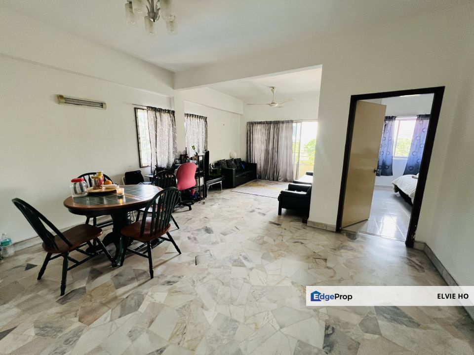 Located in a quiet corner of taman desa, Kuala Lumpur, Taman Desa 