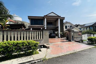 Bandar Tun Hussein Onn