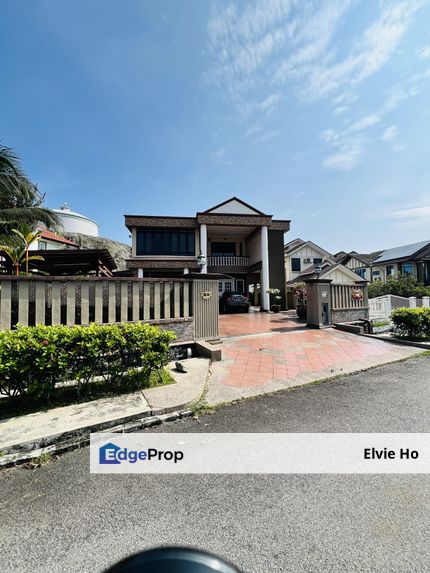 2 storey bungalow at bandar tun hussein onn, Selangor, Batu 9th Cheras