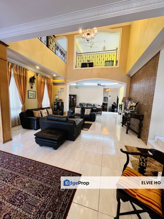 2 storey bungalow at bandar tun hussein onn, Selangor, Batu 9th Cheras