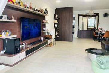 Papillon Desahill Condominium