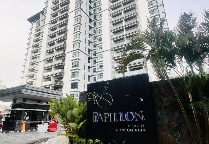 Papillon Desahill Condominium