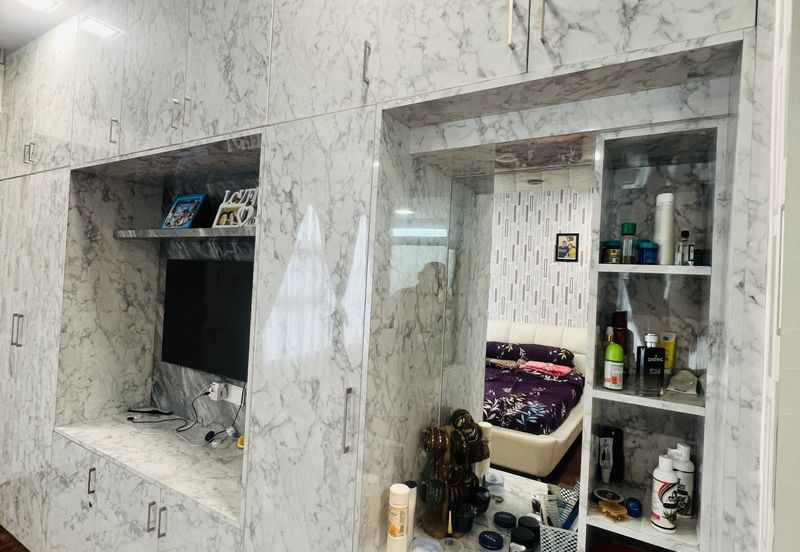 Papillon Desahill Condominium