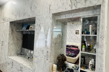 Papillon Desahill Condominium