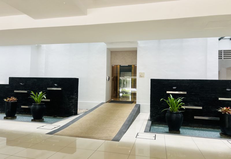 Papillon Desahill Condominium