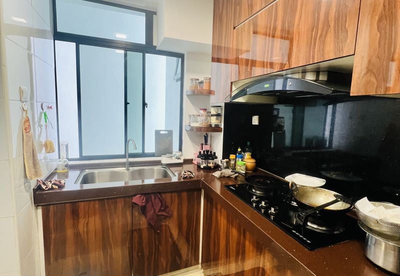 Papillon Desahill Condominium