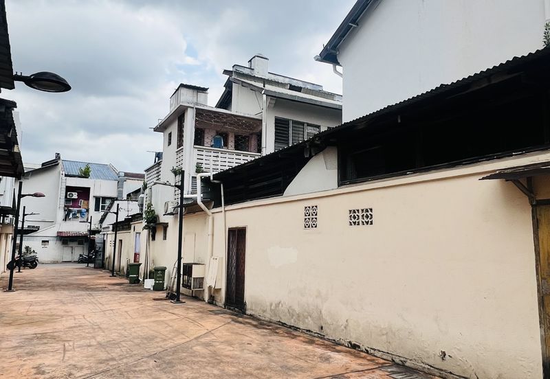 The Trillium @Lake Fields