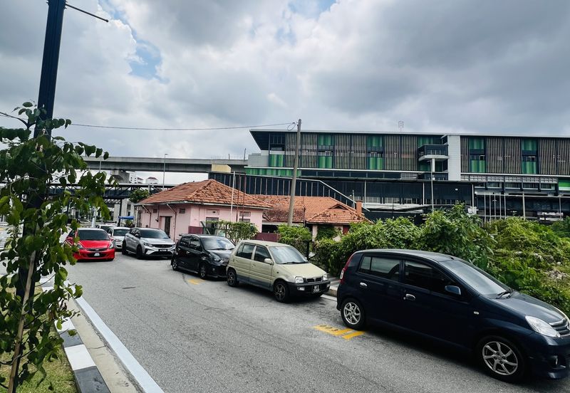 The Trillium @Lake Fields