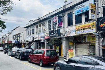 The Trillium @Lake Fields