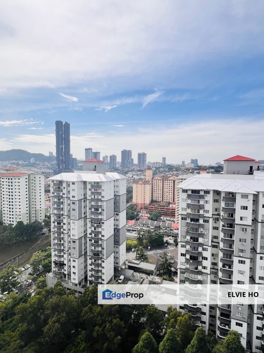 High floor with nice facing, Kuala Lumpur, Cheras