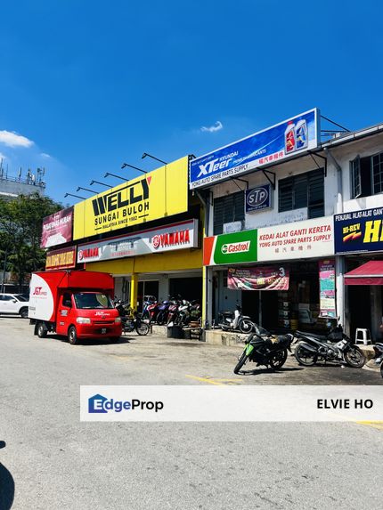 Shop in high density area at bandar sungai buloh, Selangor, Sungai Buloh
