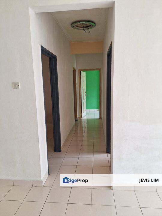 Tropika Apartment Bandar Bukit Tinggi Klang 850sqft Corner , Selangor, Port Klang
