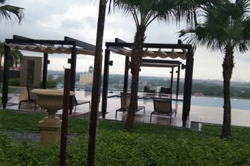 Adria Residence @ Gravit8