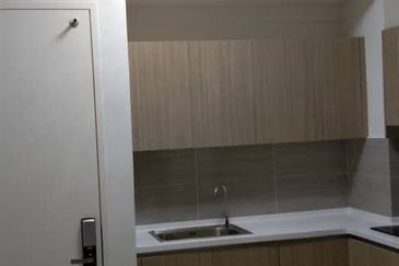 Adria Residence @ Gravit8