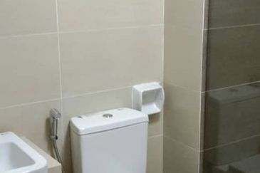 Adria Residence @ Gravit8