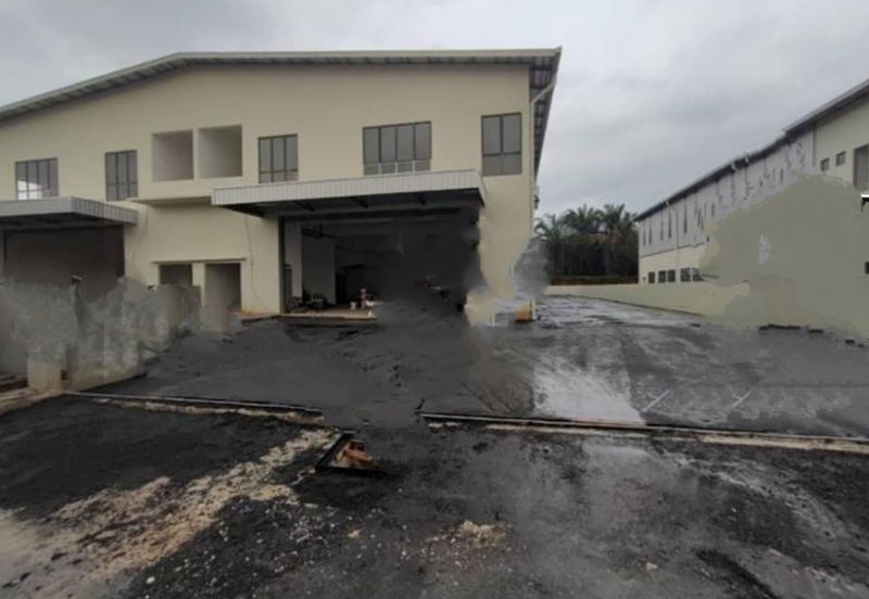 Factory Ijok, Bestari Jaya New Semi-D 1.5Stry