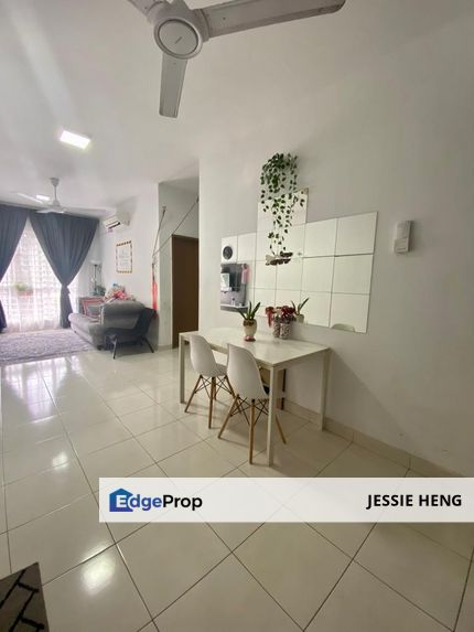 Azaria Apartment Bdr Parkland Klang Partly Furnish, Selangor, Klang