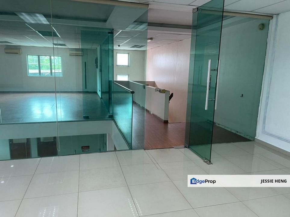 Factory Puchong Jln TPP 5, LA: 14,000 sf, Selangor, Puchong