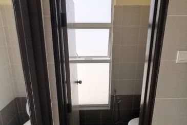 Factory Taman Perinduastrian SMD @ Kundang Corner