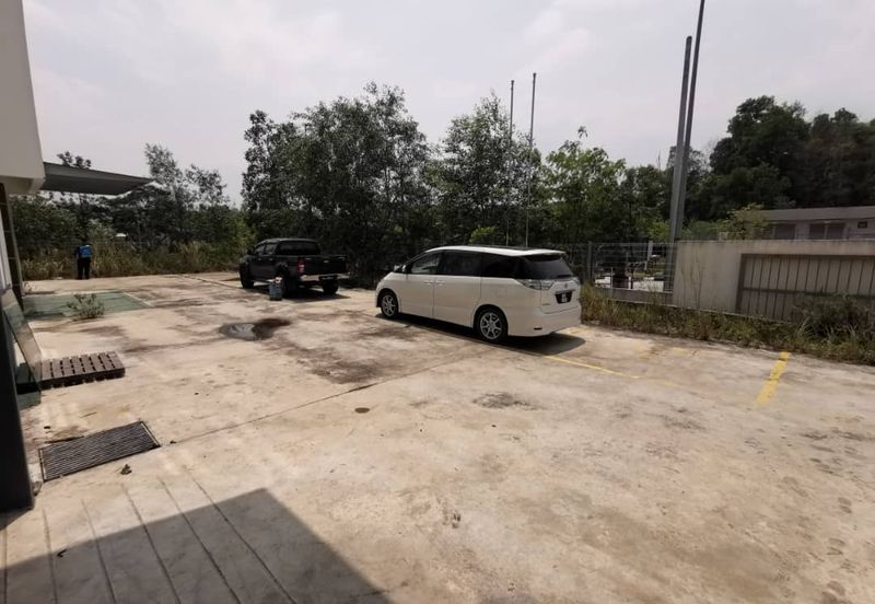 Factory Taman Perinduastrian SMD @ Kundang Corner