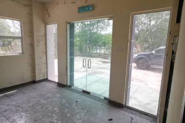 Factory Taman Perinduastrian SMD @ Kundang Corner