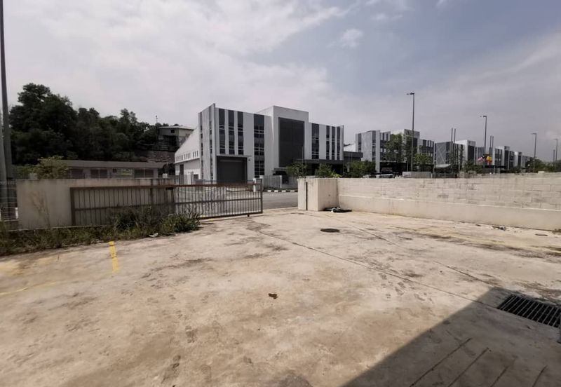 Factory Taman Perinduastrian SMD @ Kundang Corner