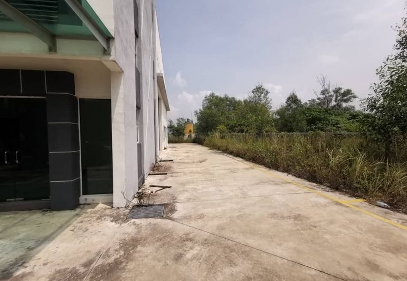 Factory Taman Perinduastrian SMD @ Kundang Corner