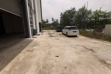 Factory Taman Perinduastrian SMD @ Kundang Corner