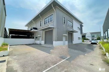 Gateway 16, Factory/Warehouse Bukit Raja Klang 
