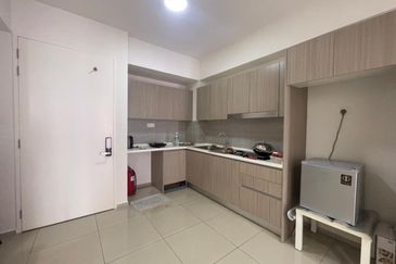 Adria Residence @ Gravit8