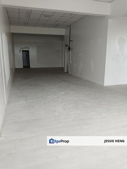 Shoplot Bandar Putera 2, Klang 1st Floor Join unit 20x70 F. Mainroad, Selangor, Klang