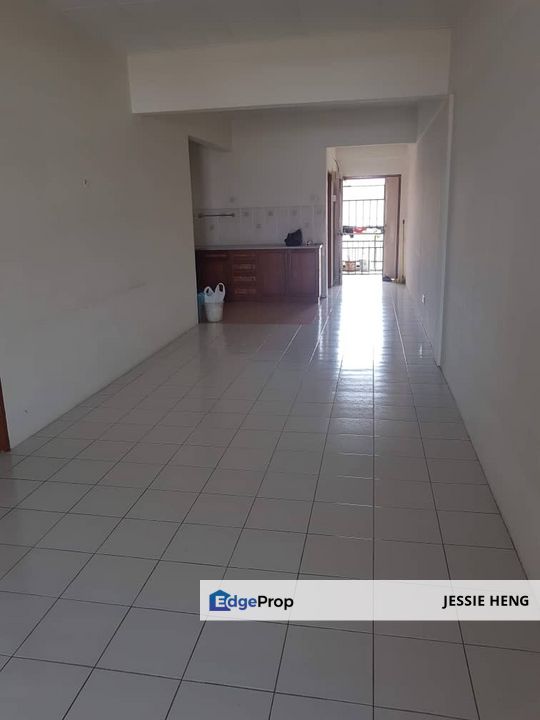 Vista Bayu Apartment 950sf Partly Furnish, Selangor, Klang