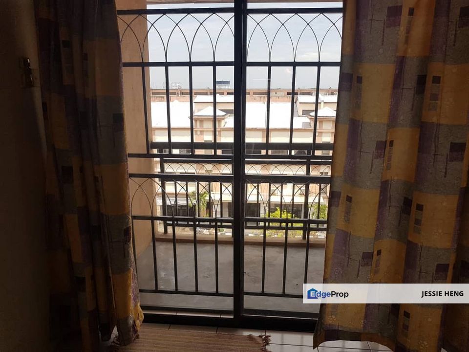 Vista Bayu Apartment 950sf Partly Furnish, Selangor, Klang