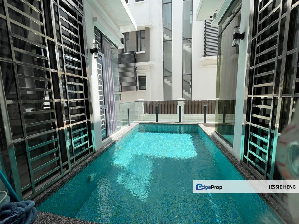 Residence 33 @ Kemuning Utama Bungalow Renovated, Selangor, Shah Alam