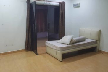 Freehold Bukit Gasing Corner Terrace House 