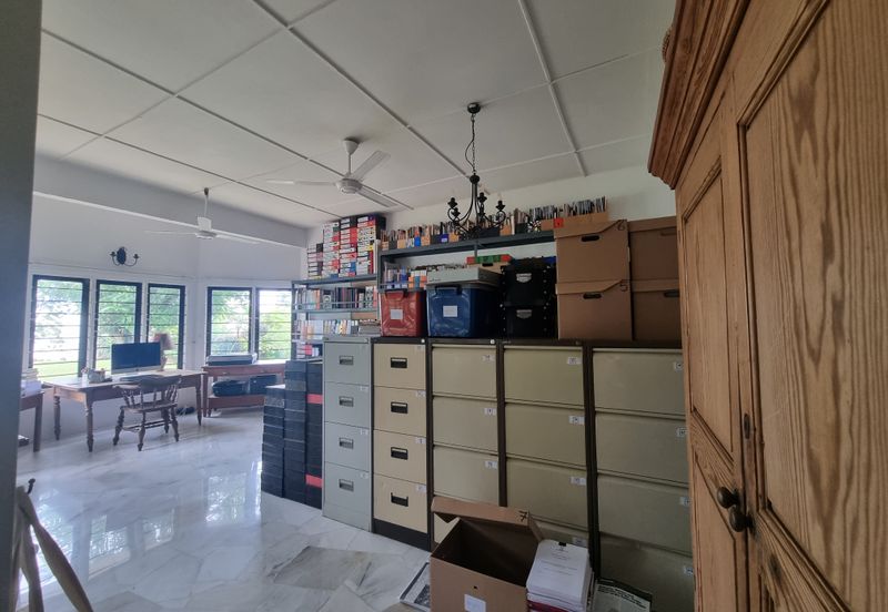 Port Dickson Bungalow in a Luxurious location 