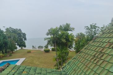 Port Dickson Bungalow in a Luxurious location 