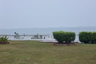 Port Dickson Bungalow in a Luxurious location 