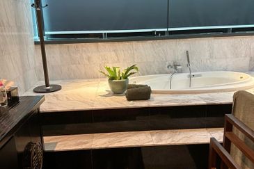 East Residence @ KLGCC