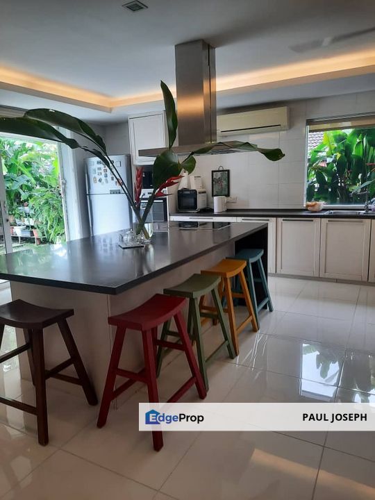 Charming Bungalow for Sale in S S 1 Petaling Jaya, Selangor, Petaling Jaya