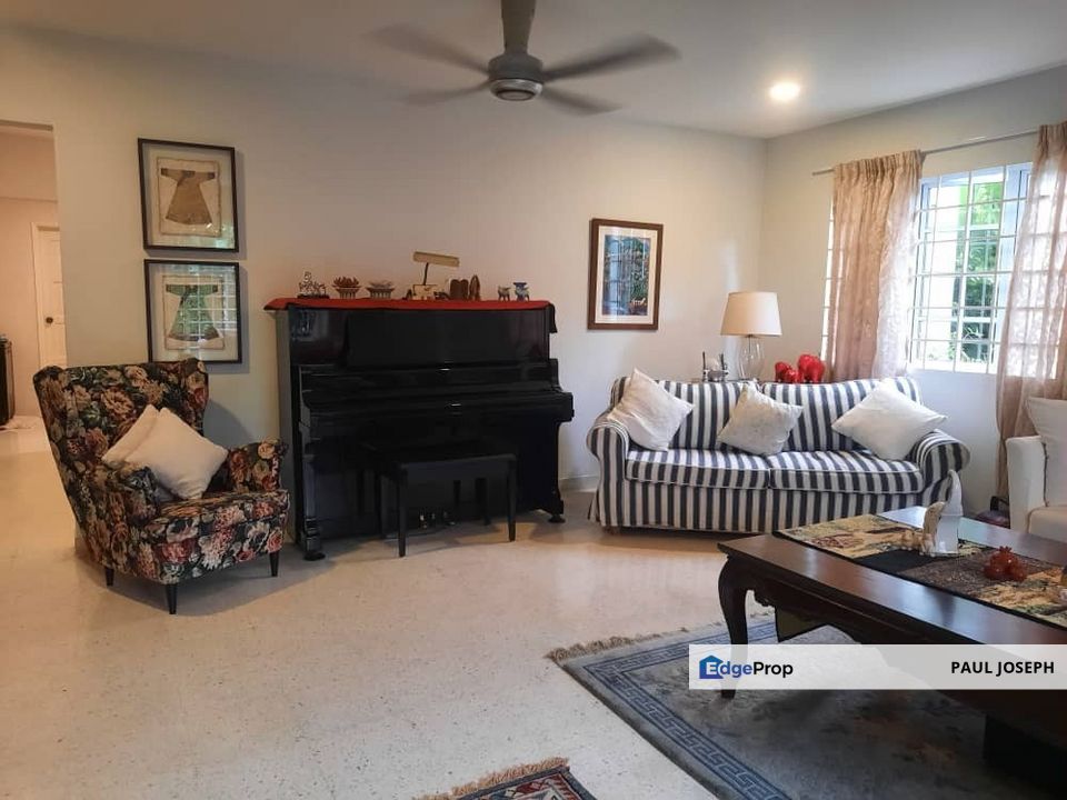 Charming Bungalow for Sale in S S 1 Petaling Jaya, Selangor, Petaling Jaya