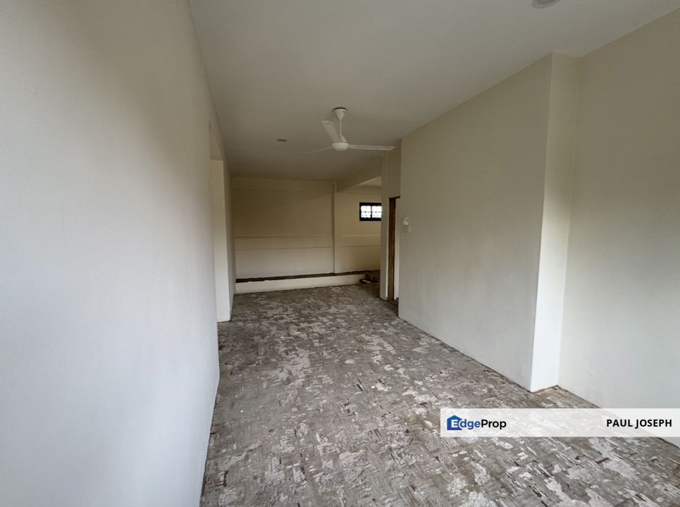 Section 22 Bungalow near Taman Aman Lake For Sale, Selangor, Petaling Jaya
