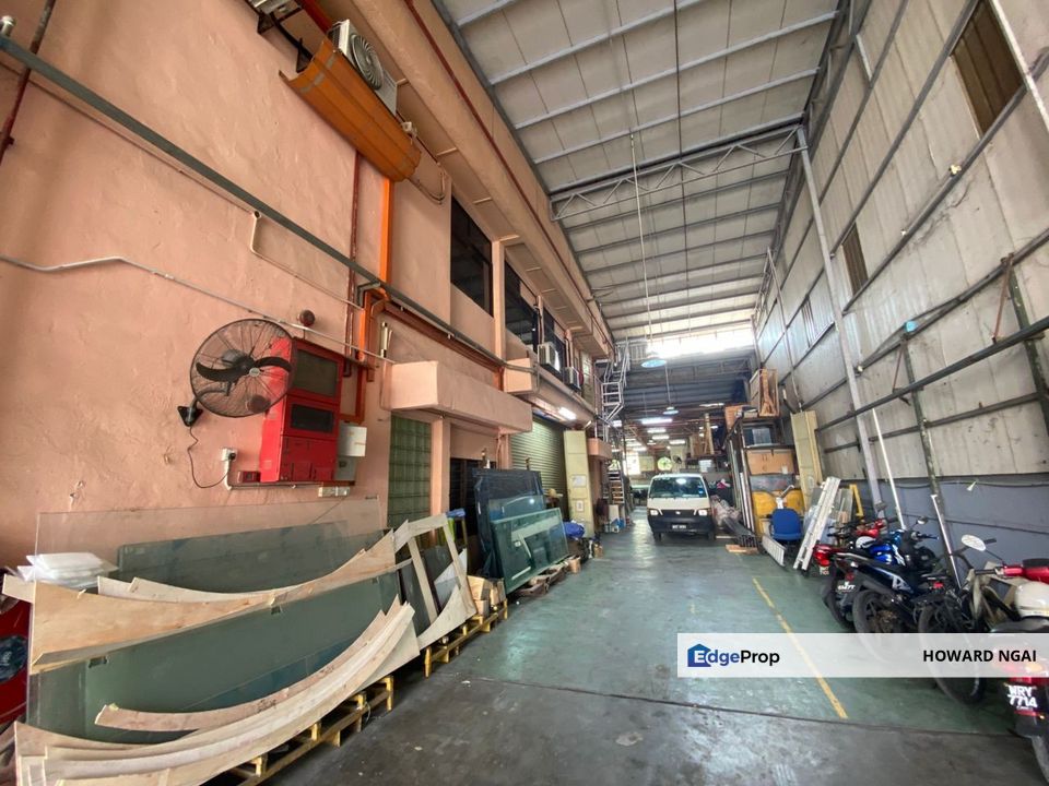 Detached Factory Fully Extend Office Reno Taman Perindustrian Puchong, Selangor, Puchong
